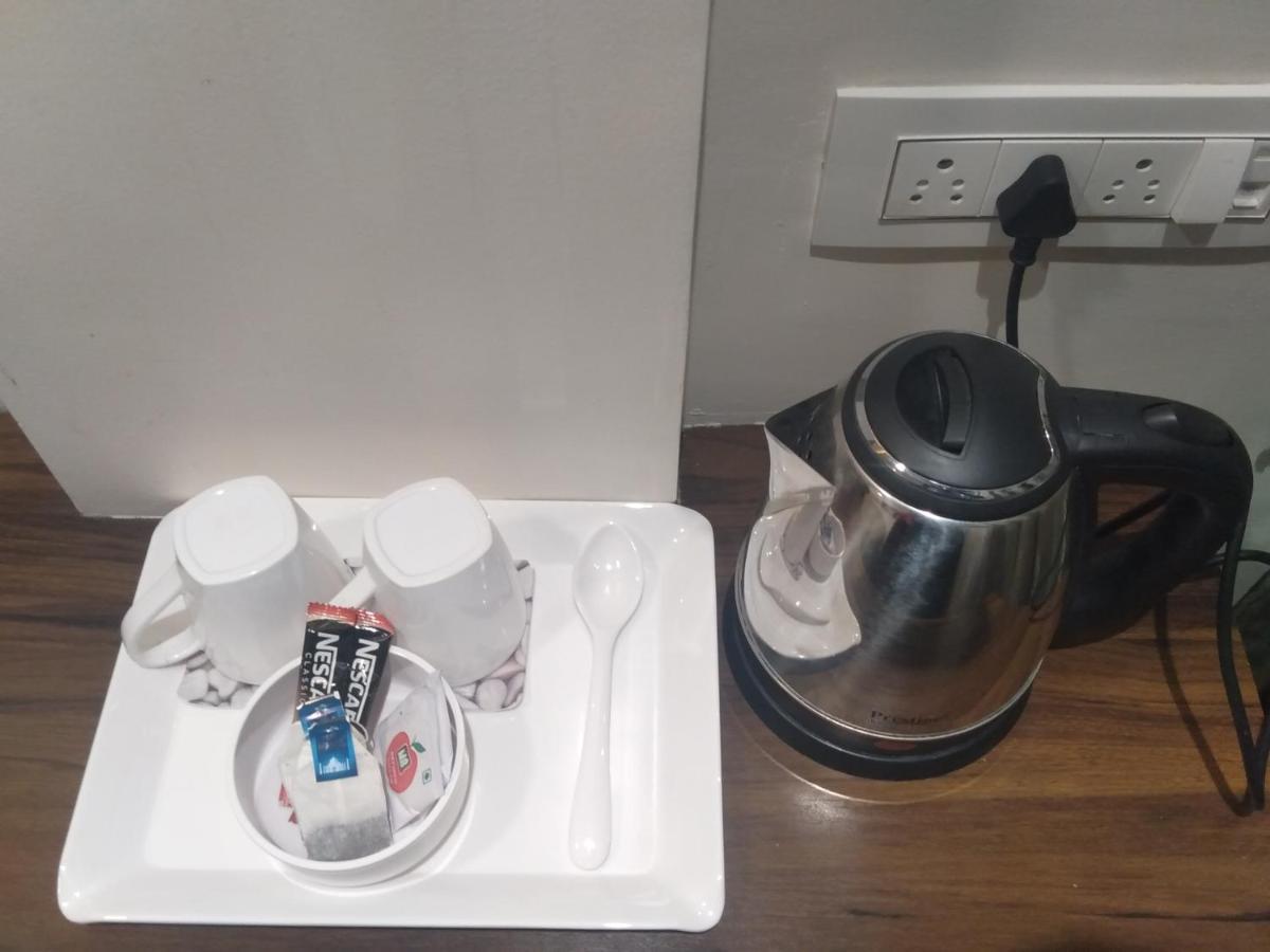 Hotel Shiv Sangram 艾哈迈德讷格尔 外观 照片