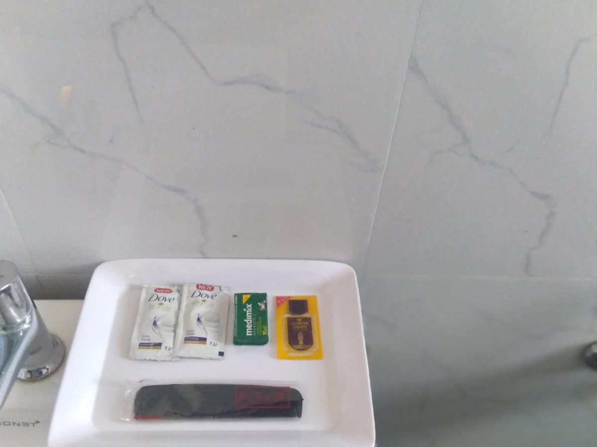 Hotel Shiv Sangram 艾哈迈德讷格尔 外观 照片